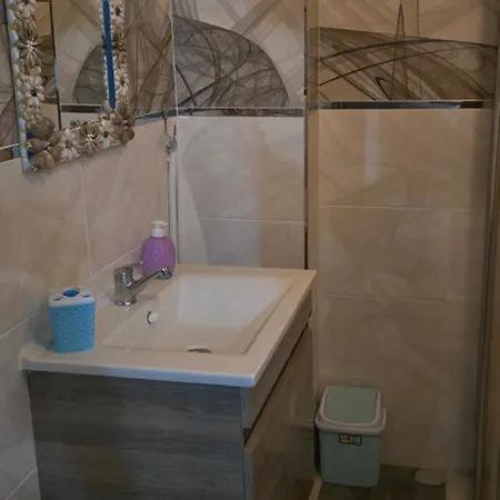 Zum Wohlfuehlen Bis Zu 10 Gaeste וילה דידים